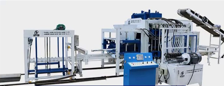 Mașină automată de fabricat blocuri QT12-15